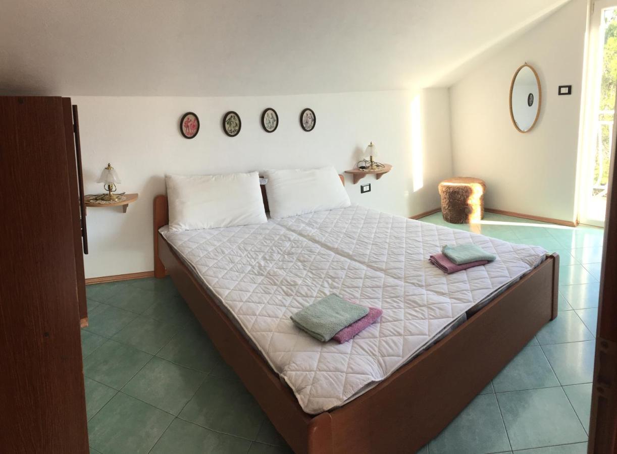 Lipovac Resort Ficus Bilice Zewnętrze zdjęcie