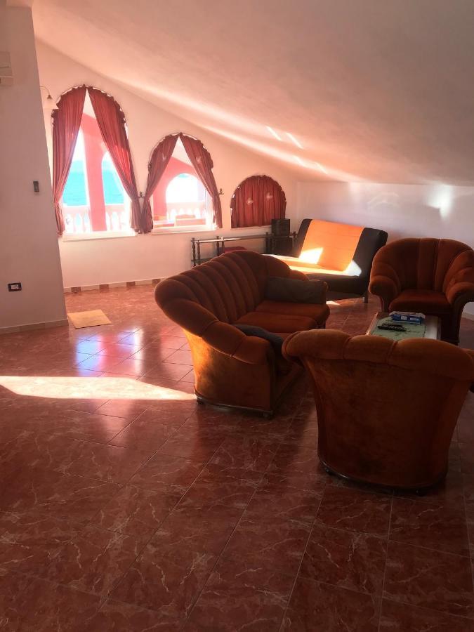 Lipovac Resort Ficus Bilice Zewnętrze zdjęcie
